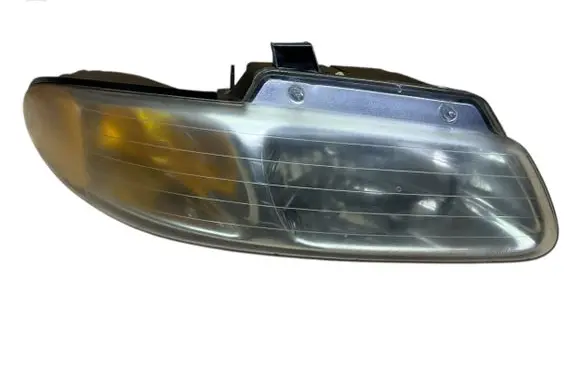Chrysler Voyager Headlight/headlamp 46536B