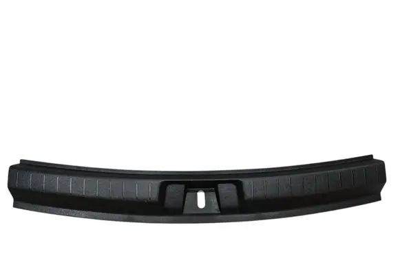 Trunk/boot sill cover protection