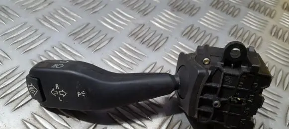 BMW 3 E46 Indicator stalk 8363668 01104010