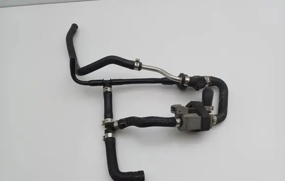 Skoda Octavia Mk1 (1U) Vacuum line/pipe/hose 078906283A 078145742M 078145742T