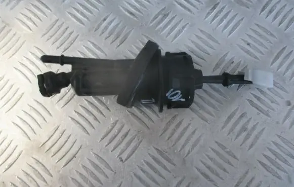 Volvo V50 Clutch slave cylinder 