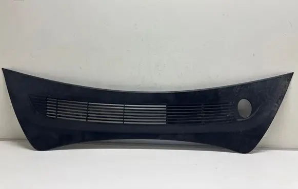 Tesla Model 3 Wiper trim 110406500
