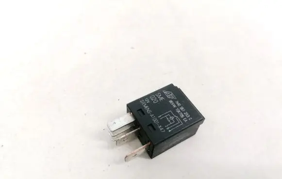 Seat Alhambra (Mk1) Other relay 7M0951253C 95VW10K705EA