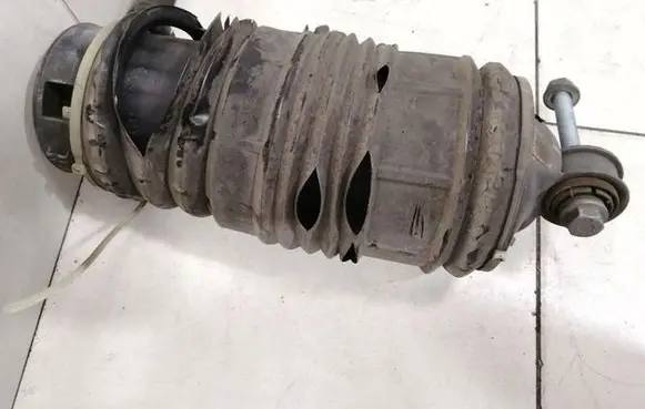 Mercedes-Benz E AMG W211 Rear air suspension bag/shock absorber A2113201325