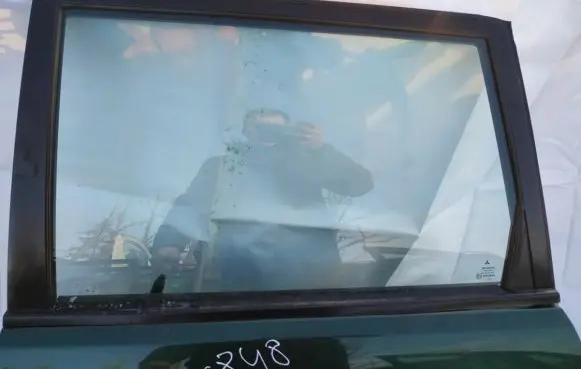 Mitsubishi Space Star Rear door window glass