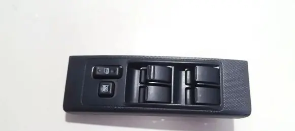 Toyota Corolla Verso AR10 Electric window control switch 54355668d 8482c-0f010-00