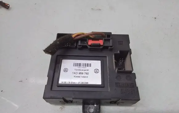 Volkswagen Caddy Door control unit/module 1K0959792