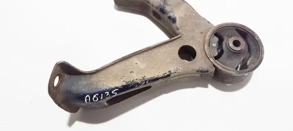 Citroen C-Crosser Engine mount bracket MN184059