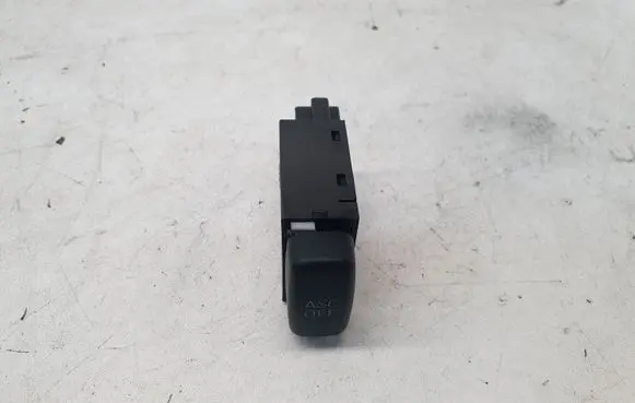 Mitsubishi Outlander Other switches/knobs/shifts 8C24