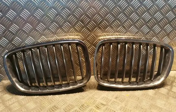 BMW 5 GT F07 Quarter panel pressure vent 7200167 7200168