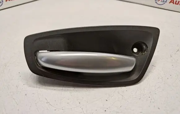 BMW 1 E81 E87 Front door interior handle 7147163 51416978137