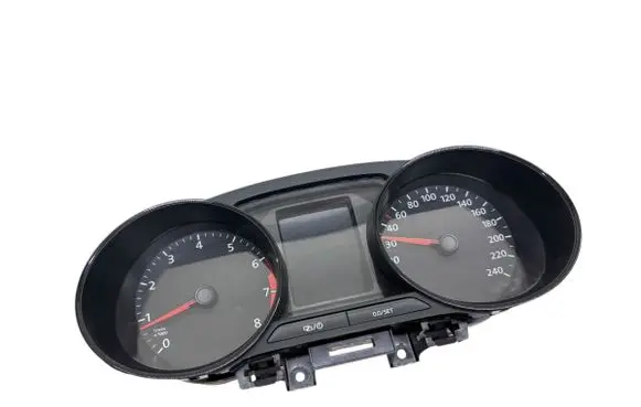 Volkswagen Polo V 6R Speedometer (instrument cluster) 6C0920730