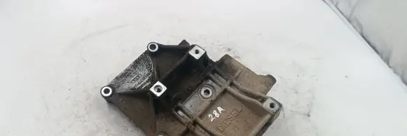 Audi A4 S4 B5 8D A/C compressor mount bracket 028260885a