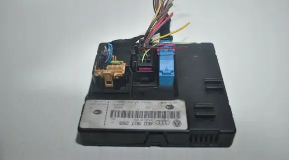 Audi A8 S8 D5 Comfort/convenience module 4E0907289
