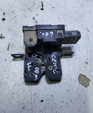 Renault Scenic I Tailgate/trunk/boot lock/catch/latch 8200000894 7700430941