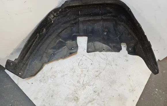 Jeep Grand Cherokee WL Rear arch fender liner splash guards P68376707AF 68376707AF