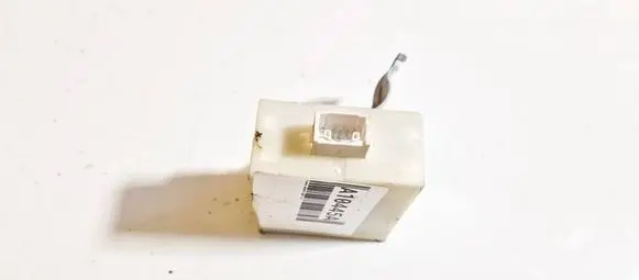 Toyota Avensis T250 Door control unit/module 8974105070