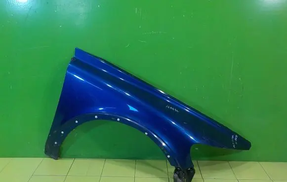 Volvo C30 Fender PRZOD PRAWY