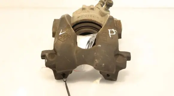 Renault Clio IV Front brake caliper