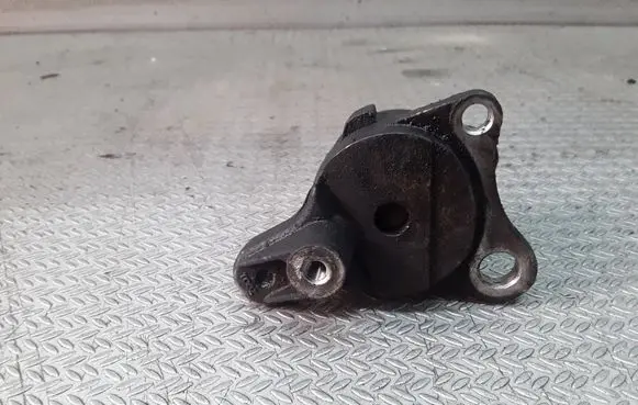 Toyota Corolla Verso E121 Generator/alternator belt tensioner