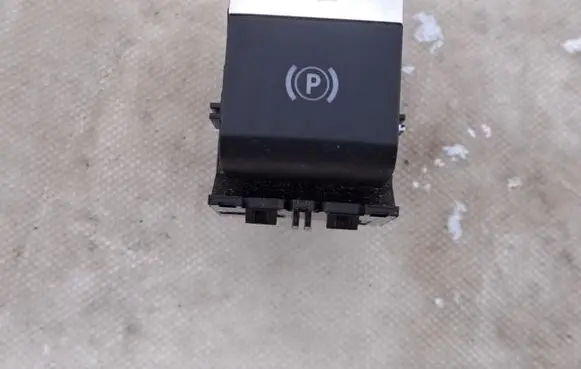 Opel Mokka B Hand parking brake switch 9813146377