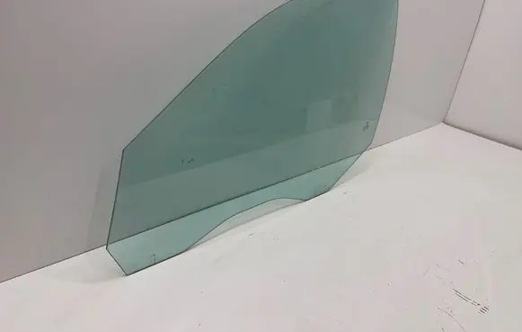 BMW 5 E60 E61 Front door window glass four-door 43R00050