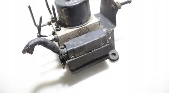 Volkswagen Polo IV 9N3 ABS Pump