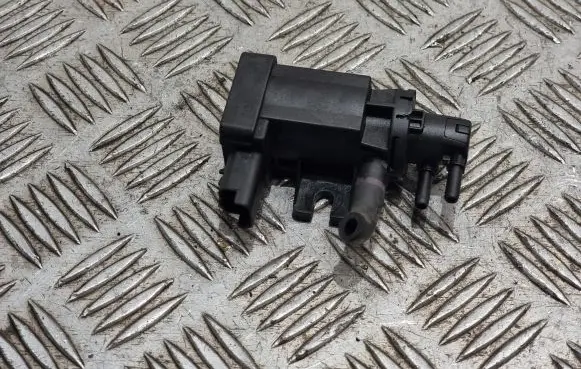 Citroen C3 Picasso Turbo solenoid valve 9652570180