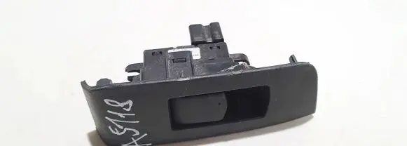 Nissan X-Trail T31 Electric window control switch 82960JG00A