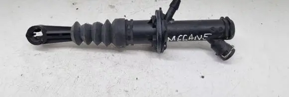 Renault Megane III Clutch master cylinder