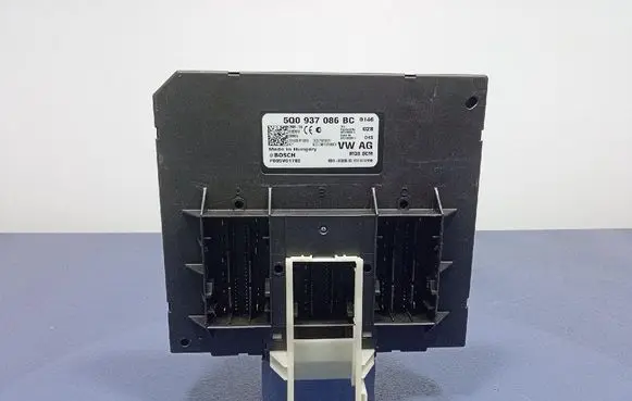 Volkswagen PASSAT CC Comfort/convenience module 5Q0937086BC