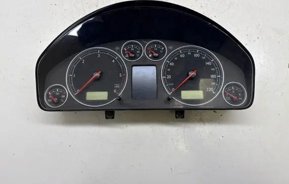 Volkswagen Sharan Speedometer (instrument cluster) 7M7920840C