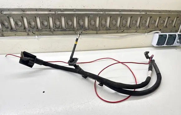 Volkswagen Transporter - Caravelle T5 Positive cable (battery) 7E0971794A 7E0971158