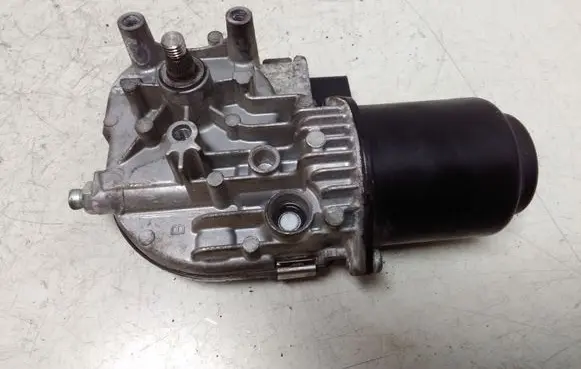 Volkswagen PASSAT B6 Wiper motor 3C1955419A 0710271029