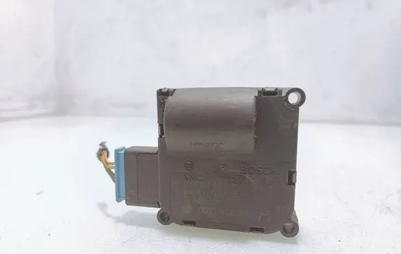 Audi A6 S6 C6 4F Air flap motor/actuator 0132801359 4F0820511A CZ1168803141