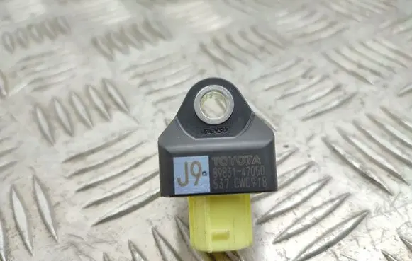 Lexus RX 450H Airbag deployment crash/impact sensor 8983147050