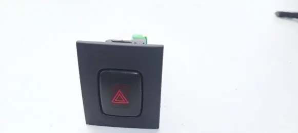 Volvo V70 Hazard light switch 9123685