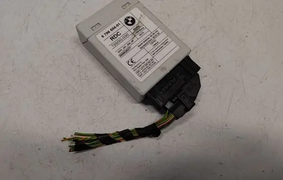 BMW 5 F10 F11 Tire pressure control unit 6796604 36106796604 36106790839