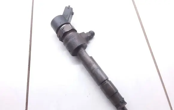 Alfa Romeo 156 Fuel injector 0445110002 1101