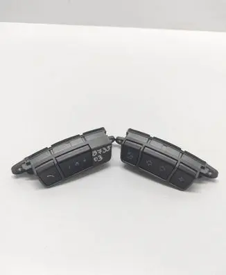 BMW 7 E65 E66 Steering wheel buttons/switches 555288400 555288500