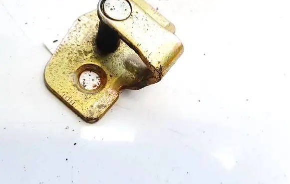 Opel Zafira A Front door lock loop/hook striker 
