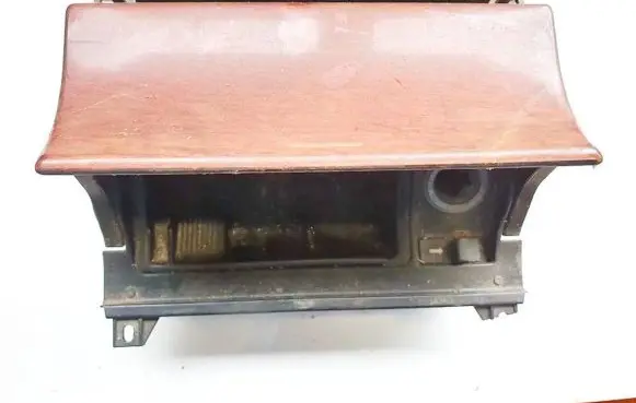 Mercedes-Benz E W210 Car ashtray 2108100230