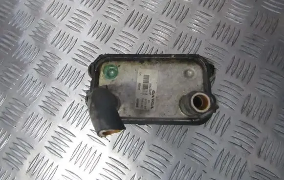 Engine oil radiator