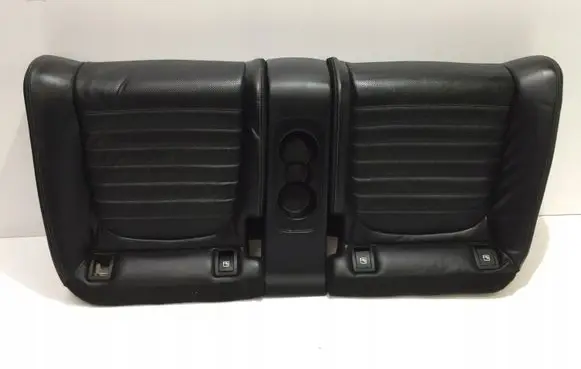 Mercedes-Benz C W205 Second row seats 