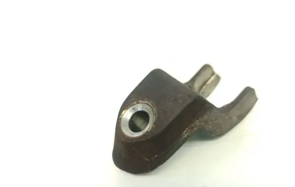 Lexus IS 220D-250-350 Fuel Injector clamp holder