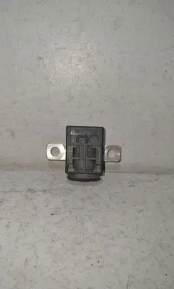 Audi Q7 4L Battery relay fuse 4F0915519