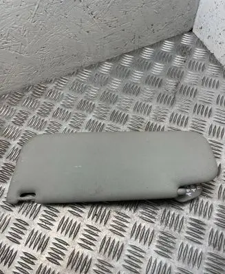 Sun visor