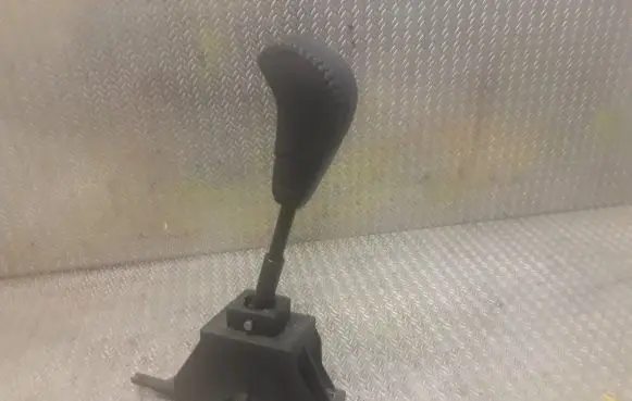 Mitsubishi Pajero Gear shift selector indicator 