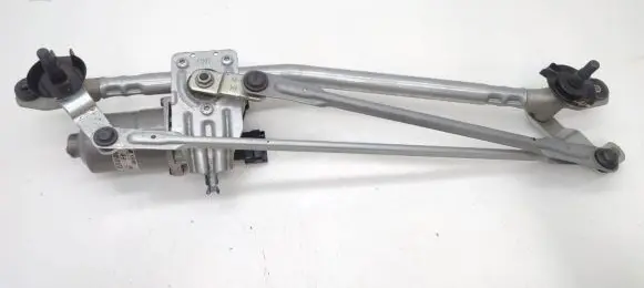 Hyundai Elantra VII Wiper motor 98100AA000