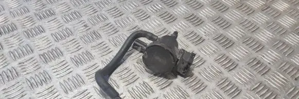 Mercedes-Benz GLC C253 Vacuum valve A0014760532